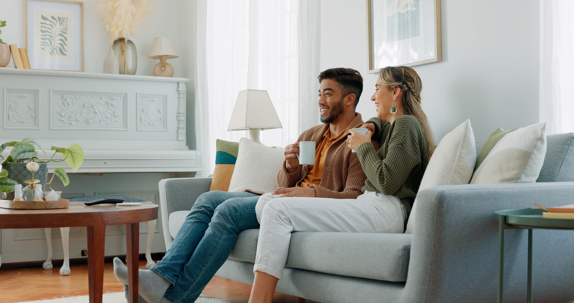<br>Your local property <span style="color:#fee600">experts</span>