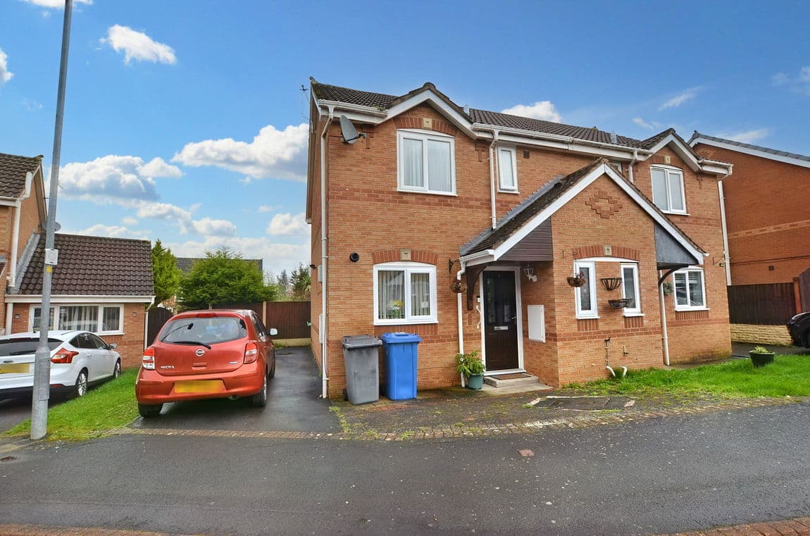 Manor Fell, Palacefields, RUNCORN, Cheshire, WA7 2UZ