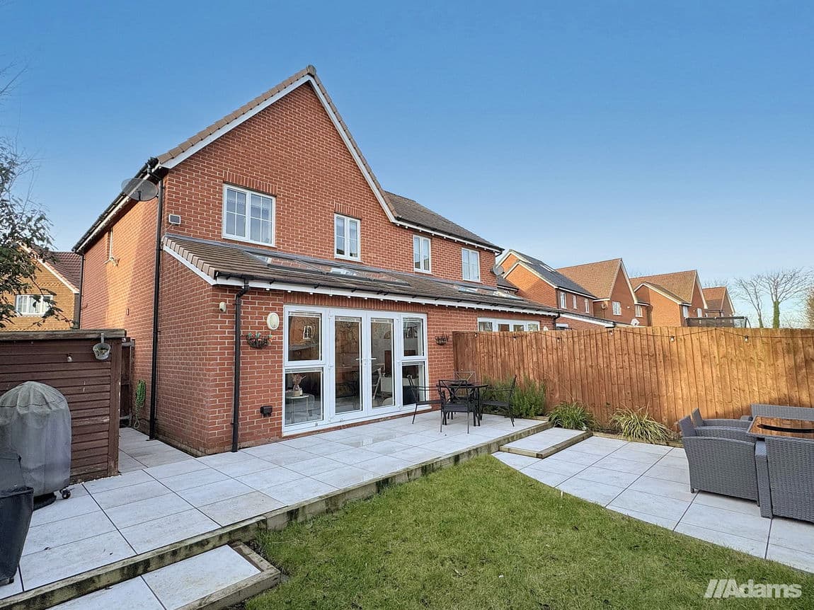 King Oswald Crescent, Widnes, WA8 5AB