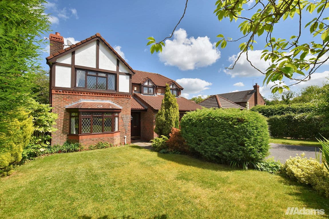 Stoneacre Gardens, Appleton, Warrington, WA4 5ET