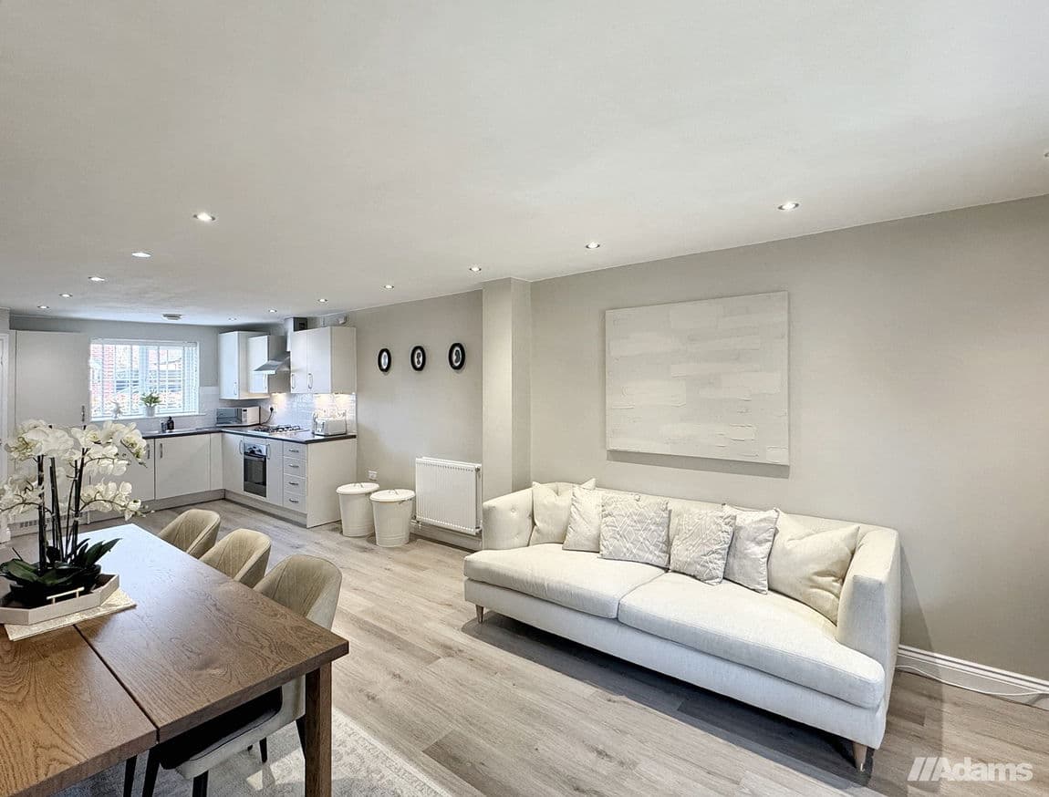 St. Aidans Drive, Widnes, WA8 5AG