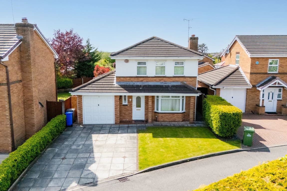Newbury Close, Widnes, WA8 9YX