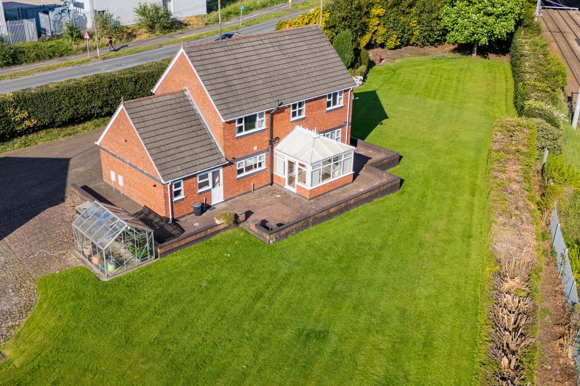 Lowfield Lane, St. Helens, Merseyside, WA9 5az