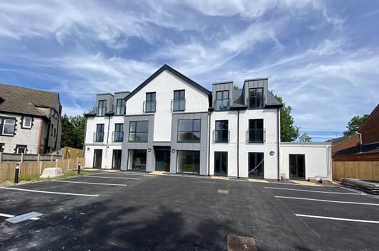 VALLEY VIEW COURT