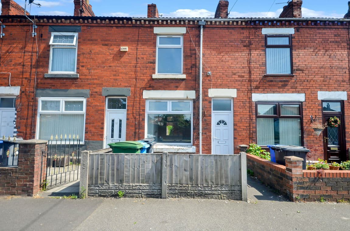 Hale Road, Widnes, WA8 8DQ