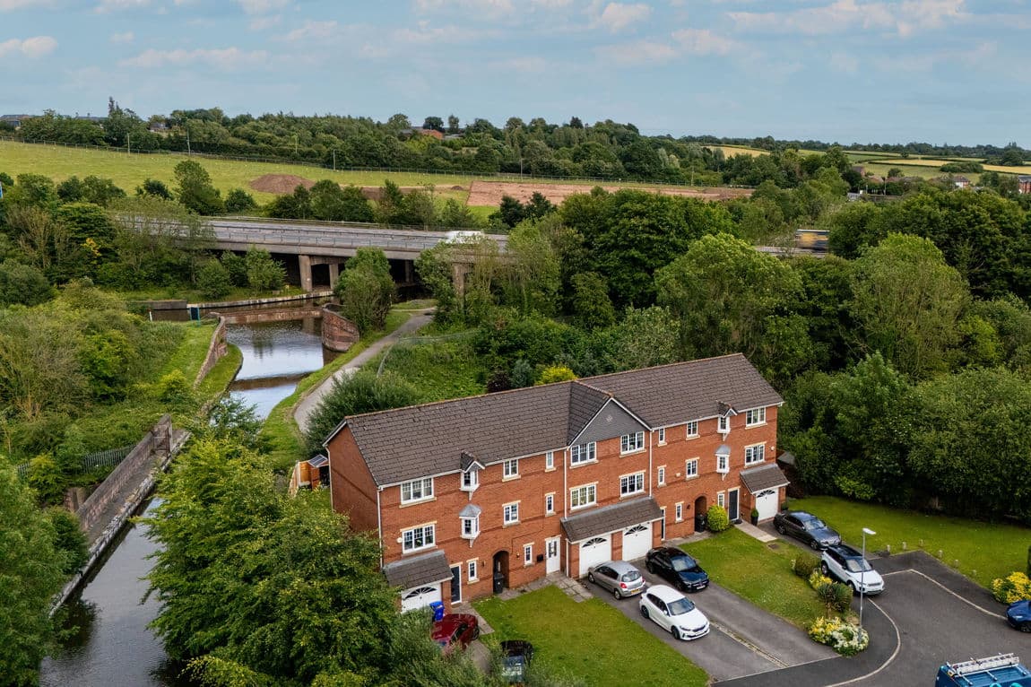 Dukes Wharf, Preston Brook, Runcorn, WA7 3AE