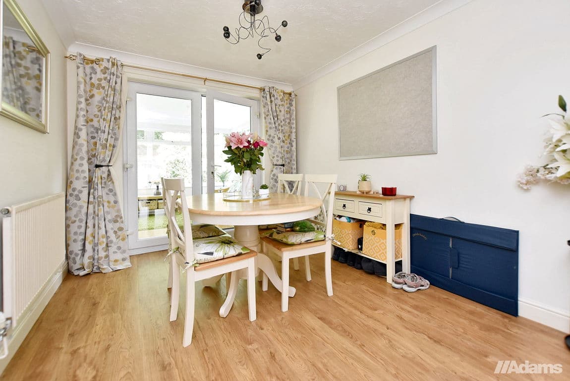 Woodthorn Close, Daresbury, Warrington, WA4 6NQ