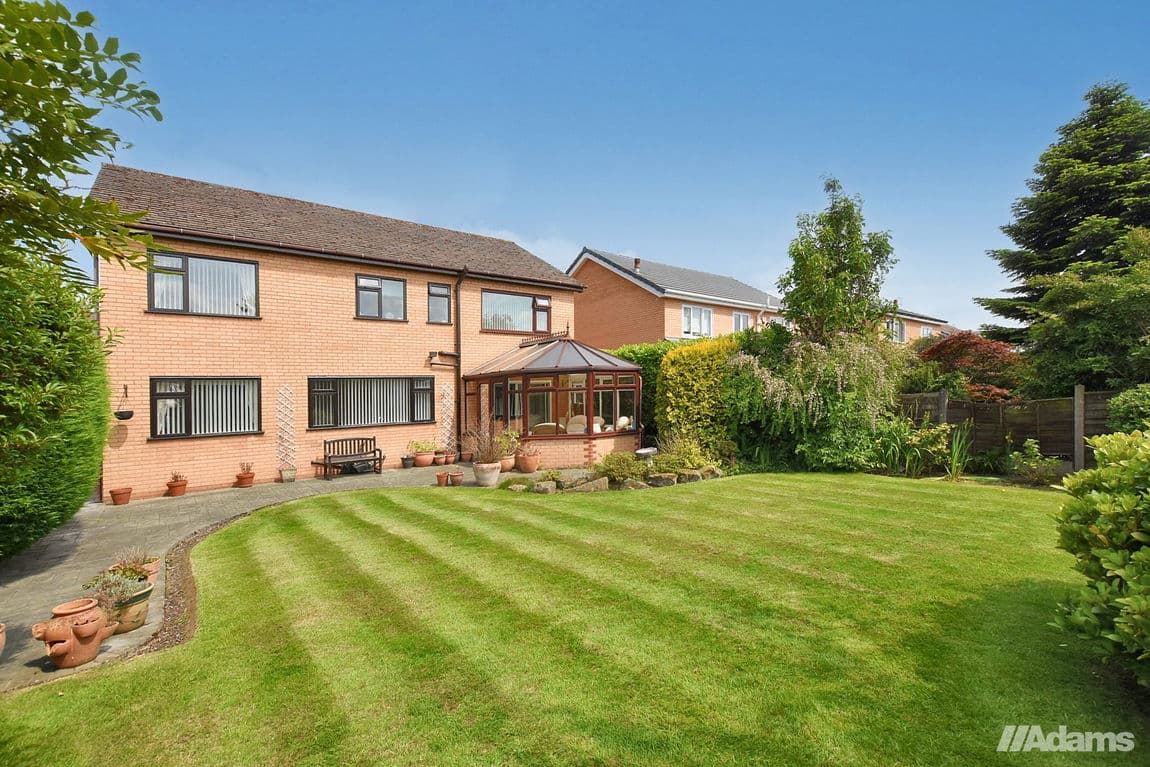 Julian Way, Widnes, WA8 9AB