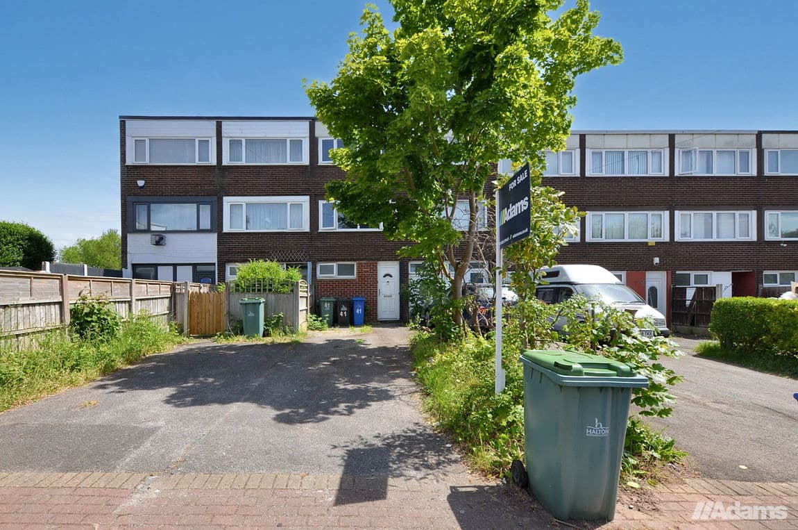 Handforth Lane, Halton Lodge, Runcorn, WA7 5YX