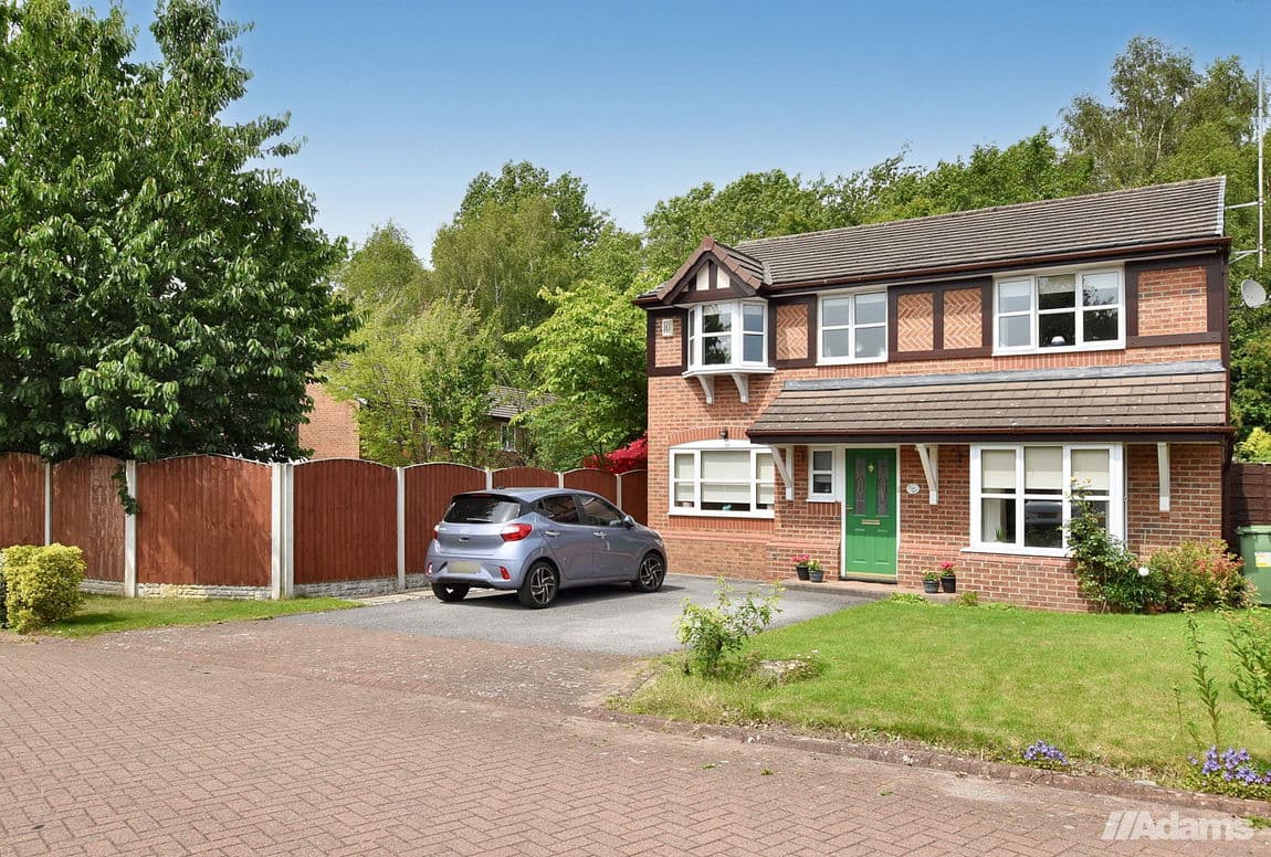 Woodthorn Close, Daresbury, Warrington, WA4 6NQ