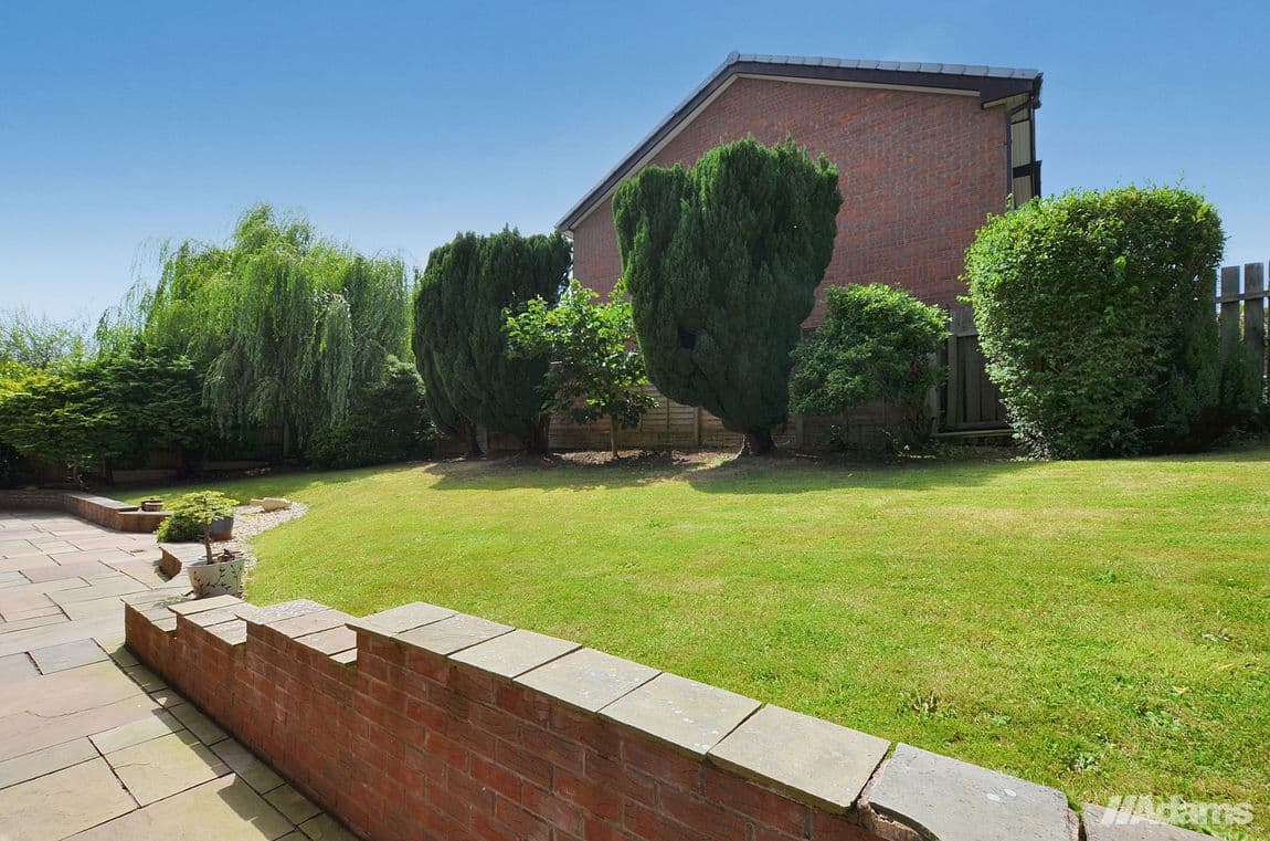 Ledston Close, Windmill Hill, Runcorn, WA7 6NS