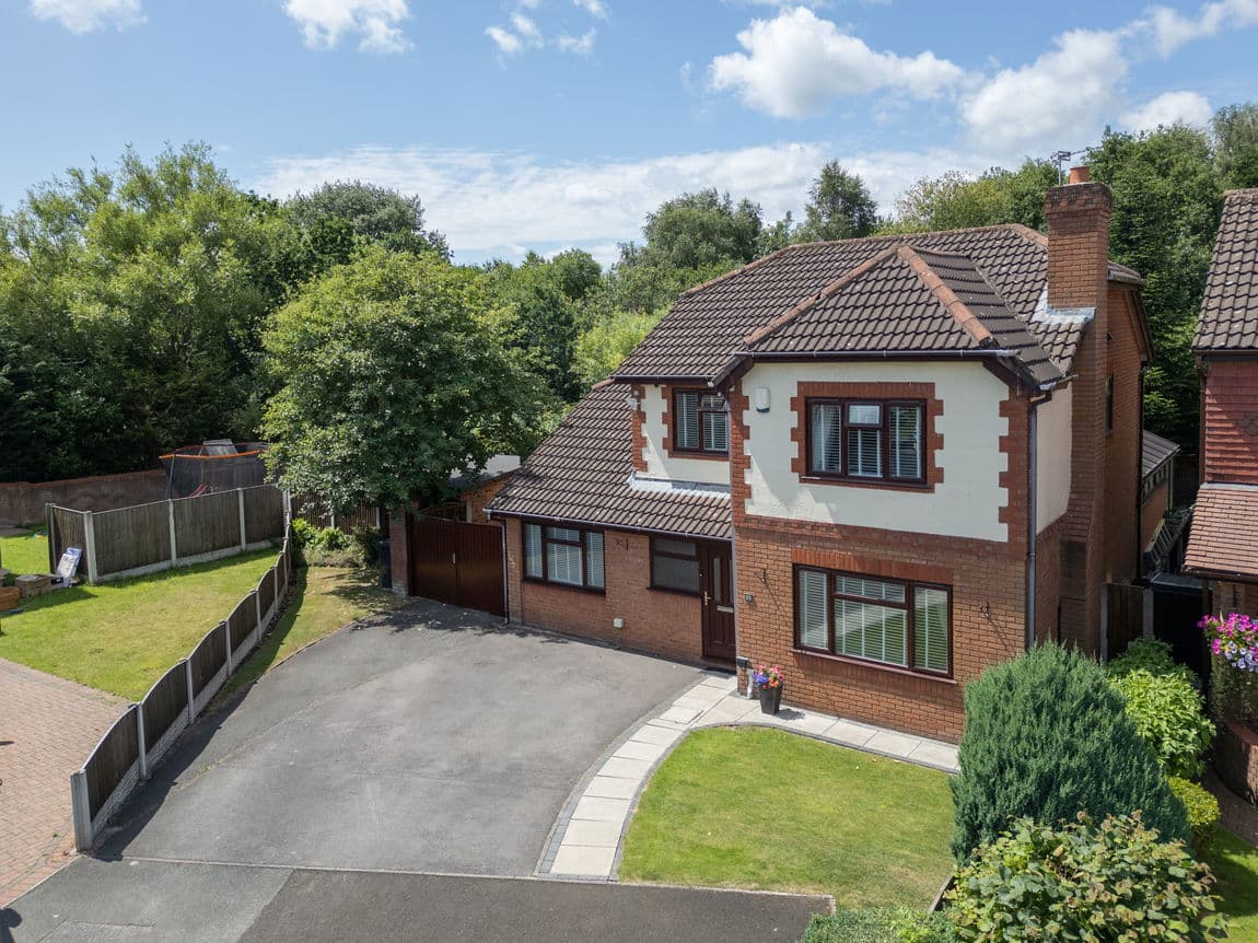 Finsbury Park, Widnes, WA8 9WN