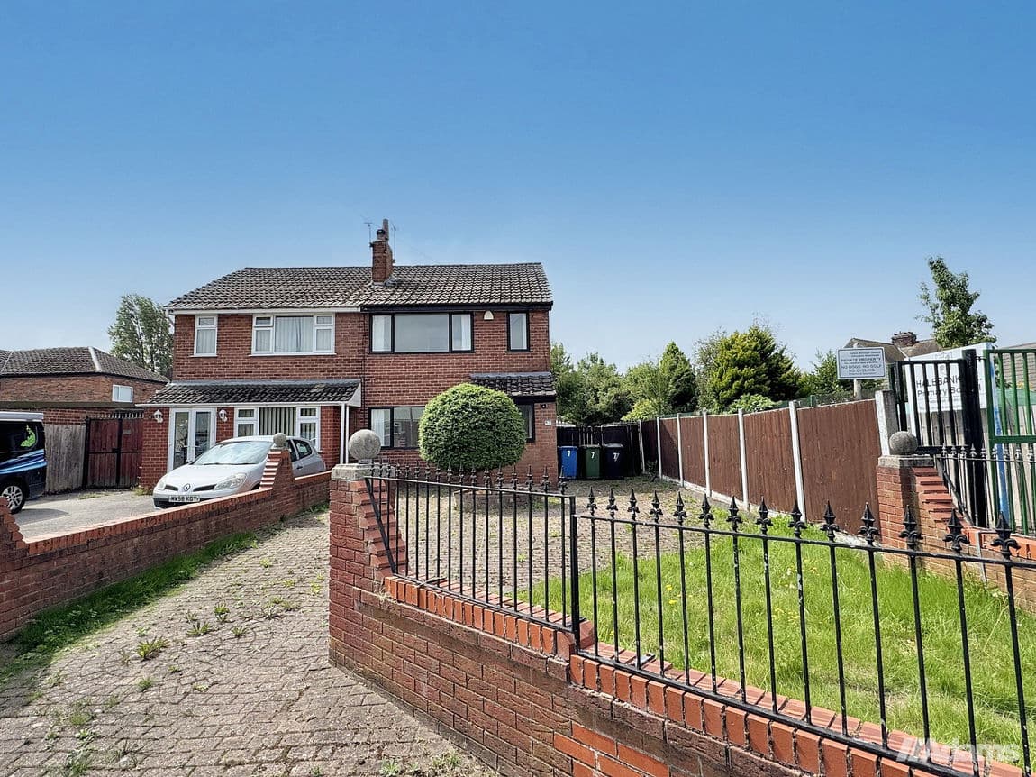Baguley Avenue, Widnes, WA8 8UY