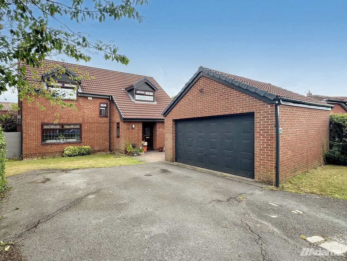 Parklands, WIDNES, Cheshire, WA8 4NQ