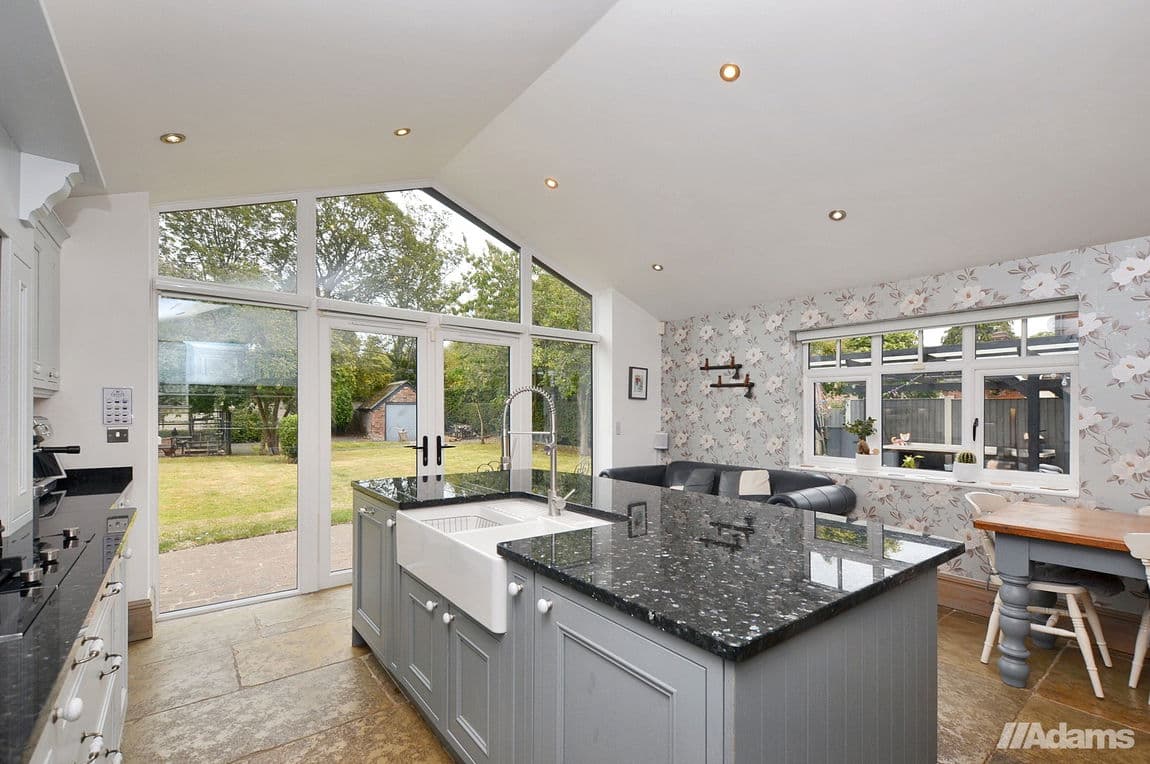 Ditchfield Road, Widnes, WA8 8JY