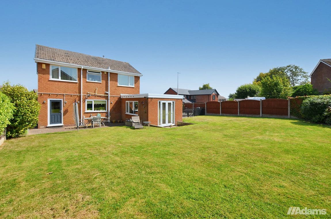 Walpole Road, Runcorn, WA7 4AT