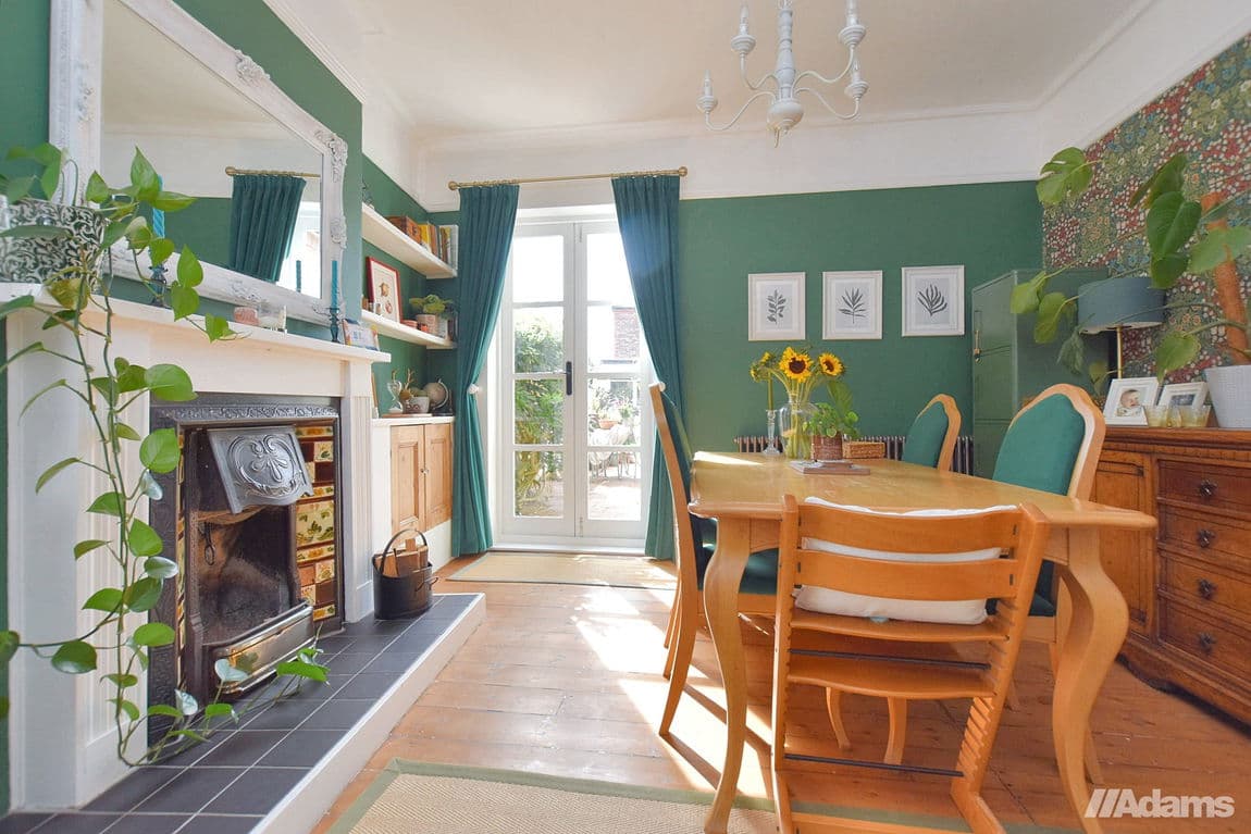 Ellesmere Road, Stockton Heath, Warrington, WA4 6DS