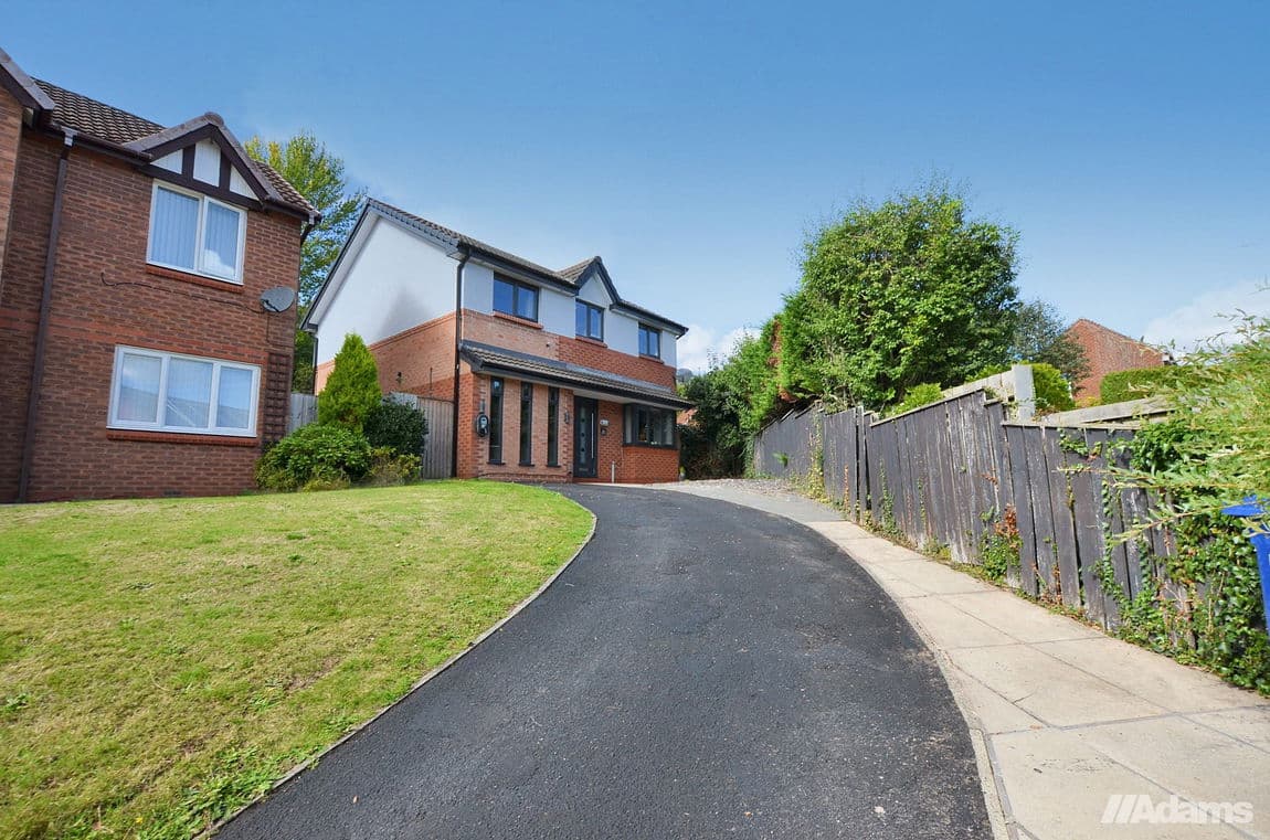 Adlington Road, Windmill Hill, Runcorn, WA7 6NE