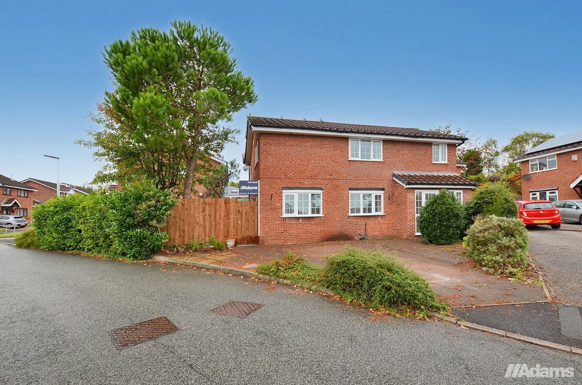Betchworth Crescent, Beechwood, Runcorn, WA7 2YA