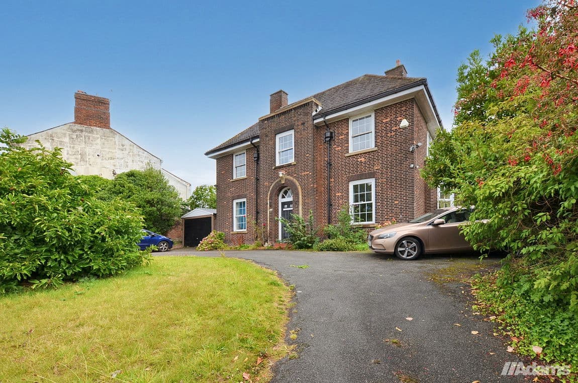 Heath Road South, Weston, Runcorn, WA7 4LY