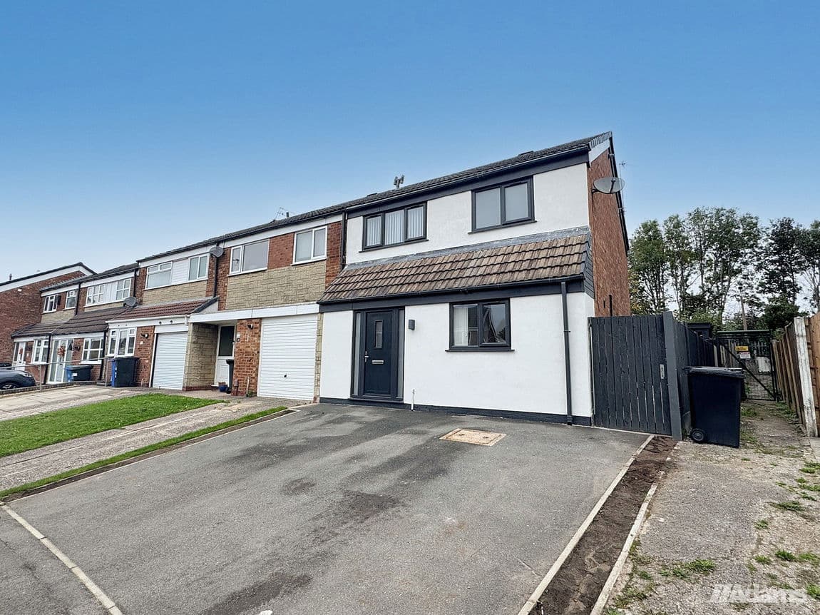 Cradley, Widnes, Cheshire, WA8 7PL