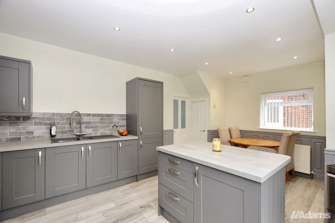 Latham Avenue, Runcorn, WA7 5DS