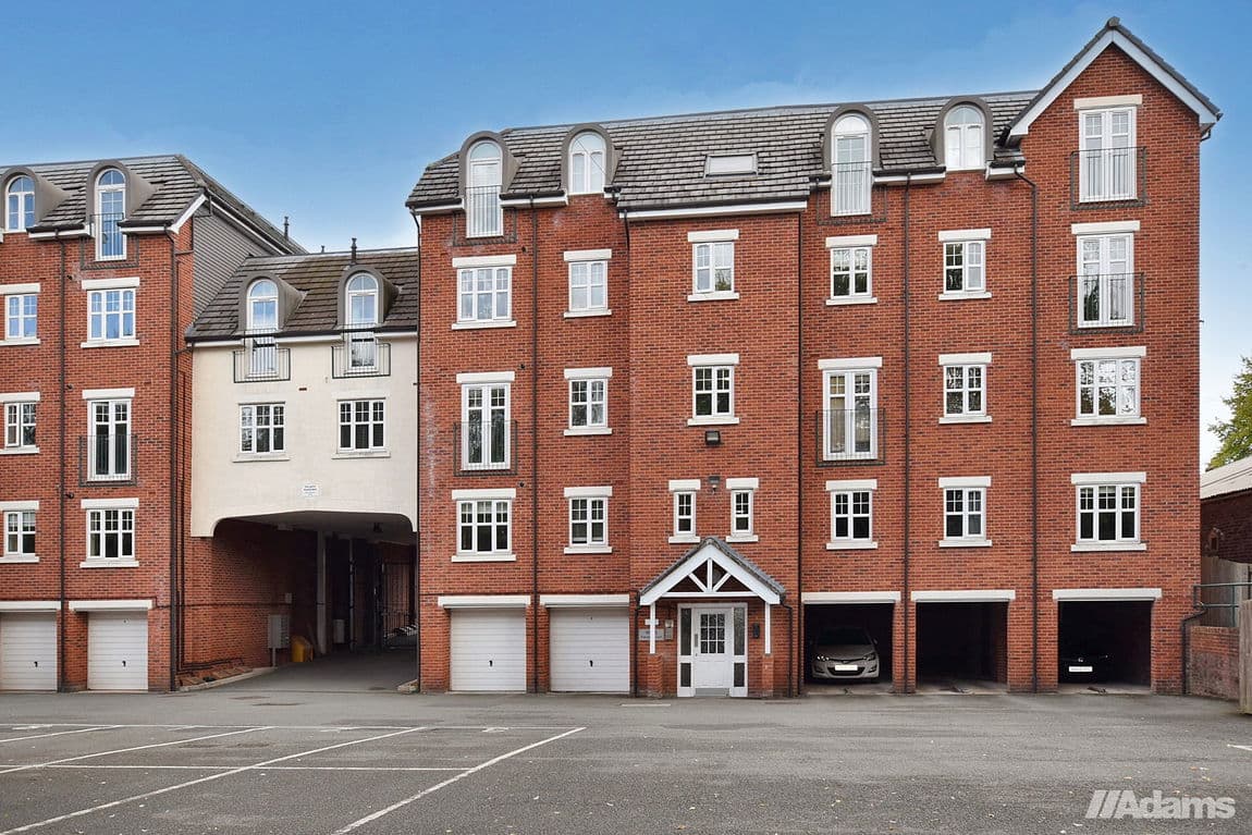 Wilderspool Causeway, Warrington, WA4 6LA