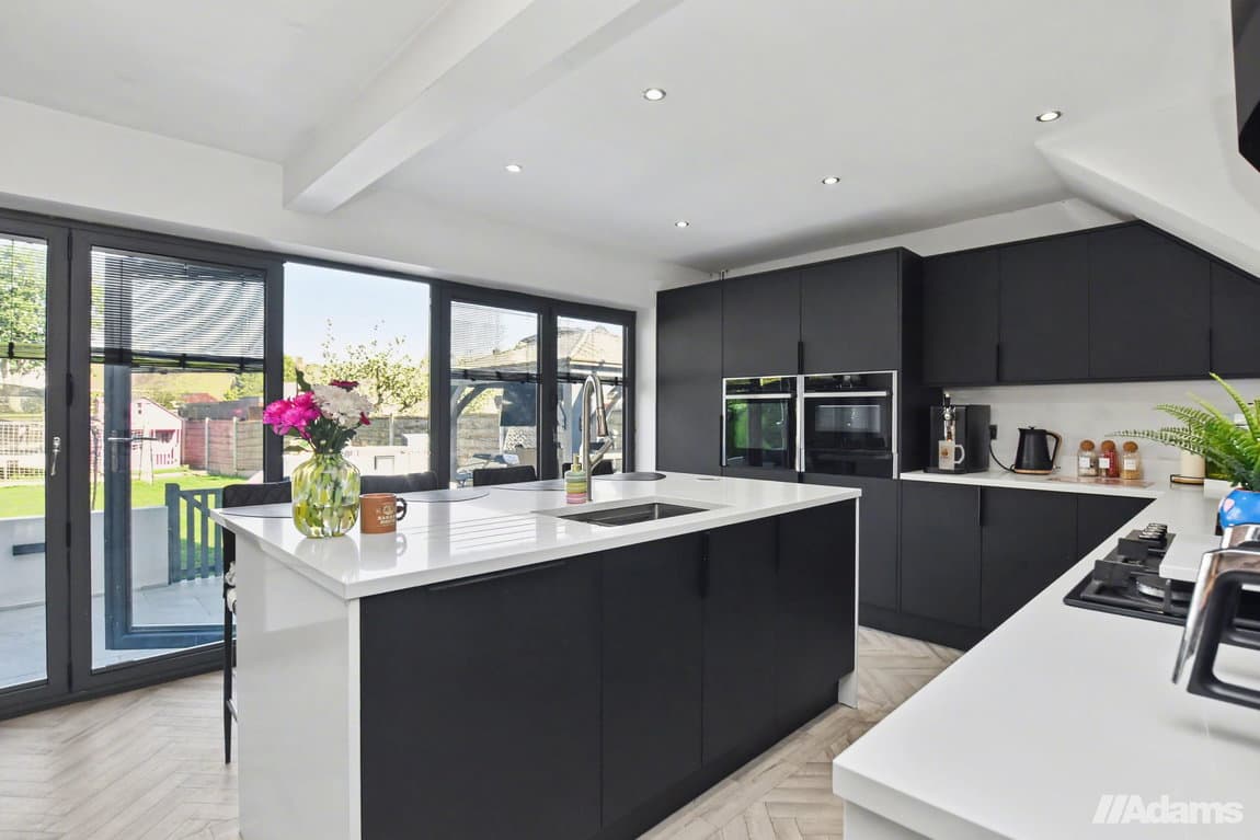 Hillfoot Crescent, Stockton Heath, Warrington, WA4 6SB