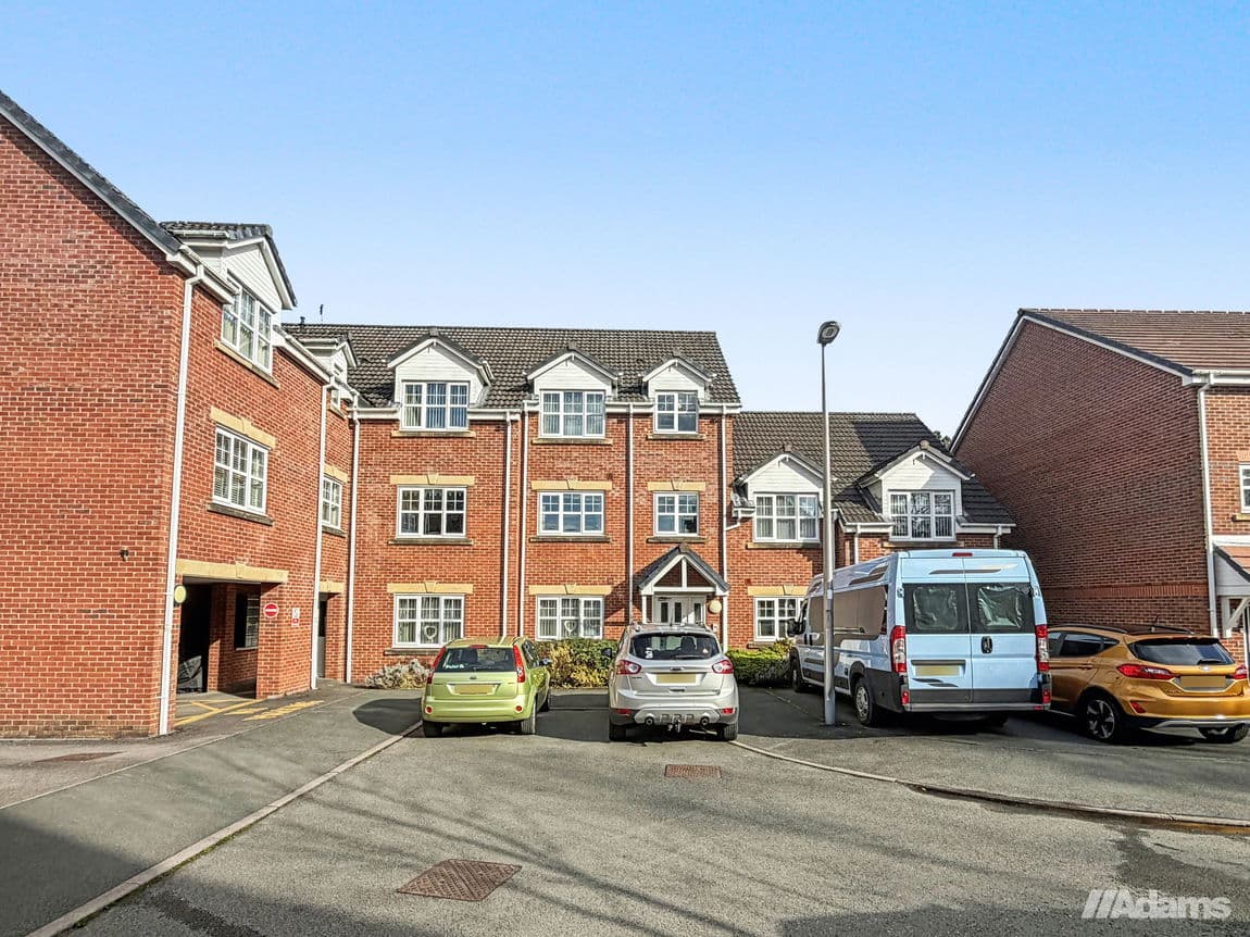 Iona Crescent, Widnes, WA8 5AD