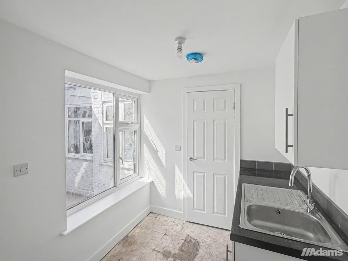 Albert Road, Widnes, WA8 6JS