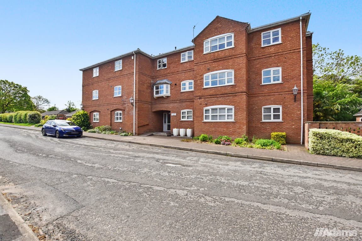 Cliff Lane, Grappenhall, Warrington, WA4 3LD