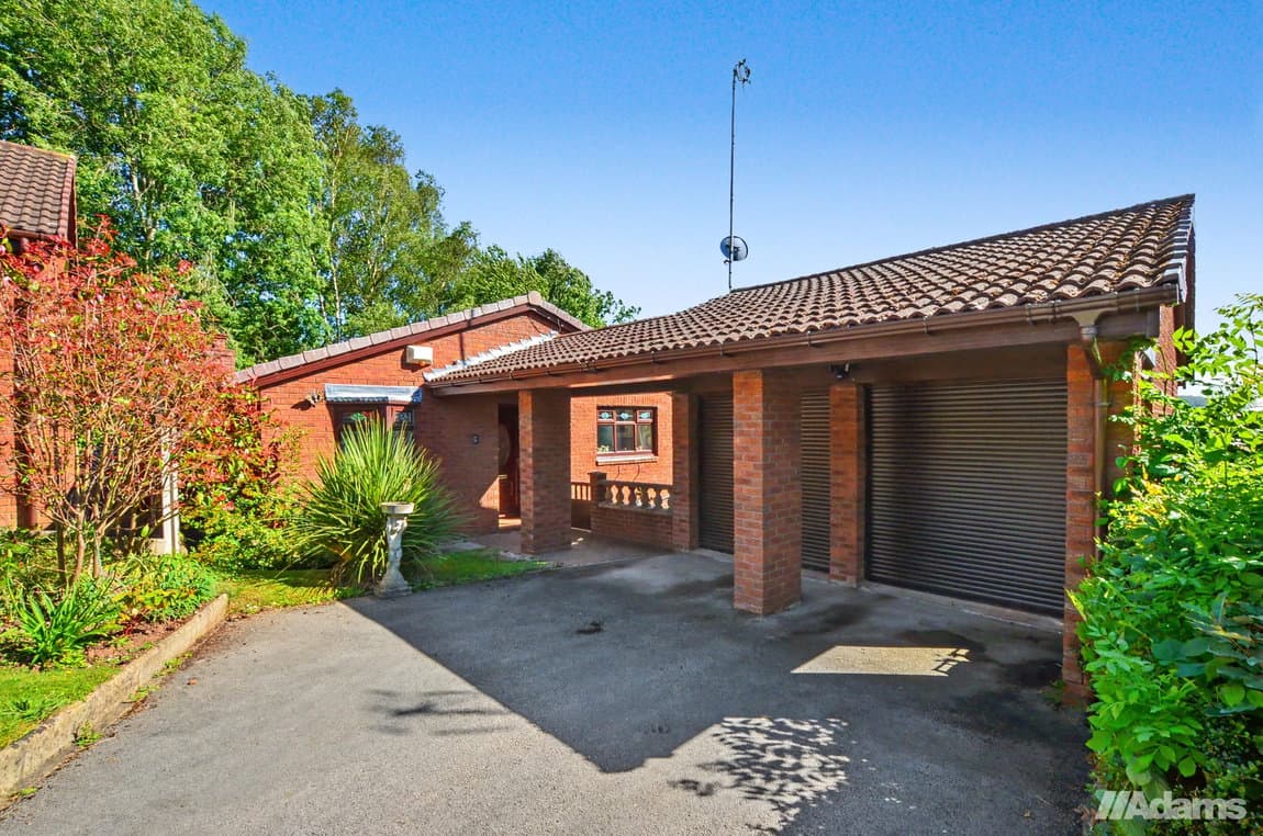 Weaverside Avenue, Sutton Weaver, Runcorn, WA7 3HE