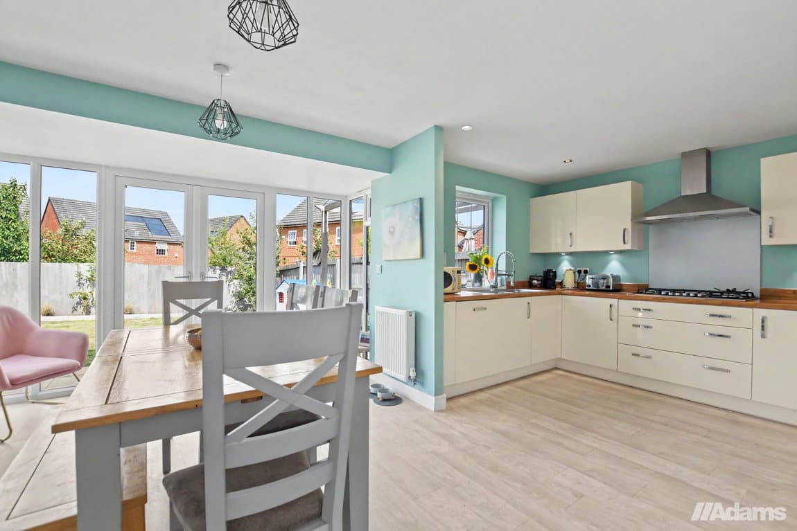Walsingham Drive, Runcorn, Cheshire, WA7 1XB