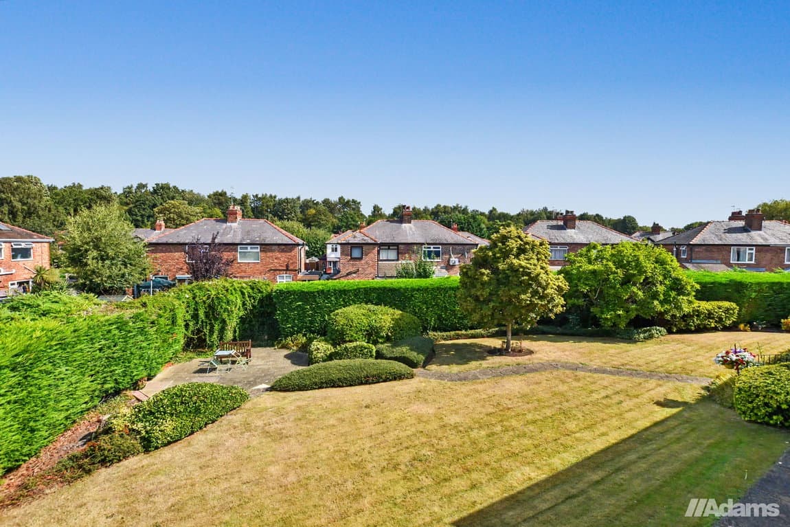 Oulton Court, Grappenhall, Warrington, WA4 2NT