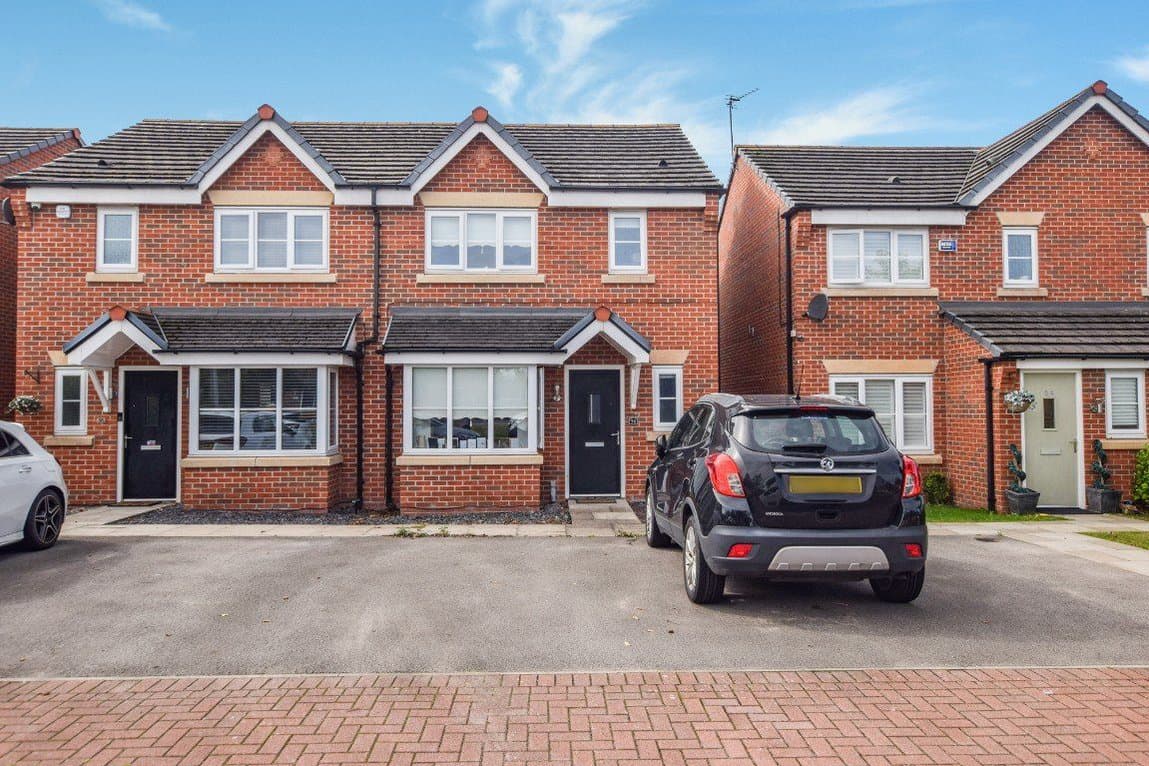 Shackleton Avenue, Widnes, WA8 9NG