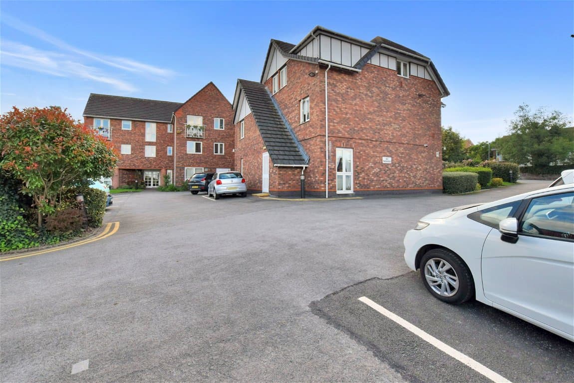 London Road, Stockton Heath, Warrington, WA4 6LQ