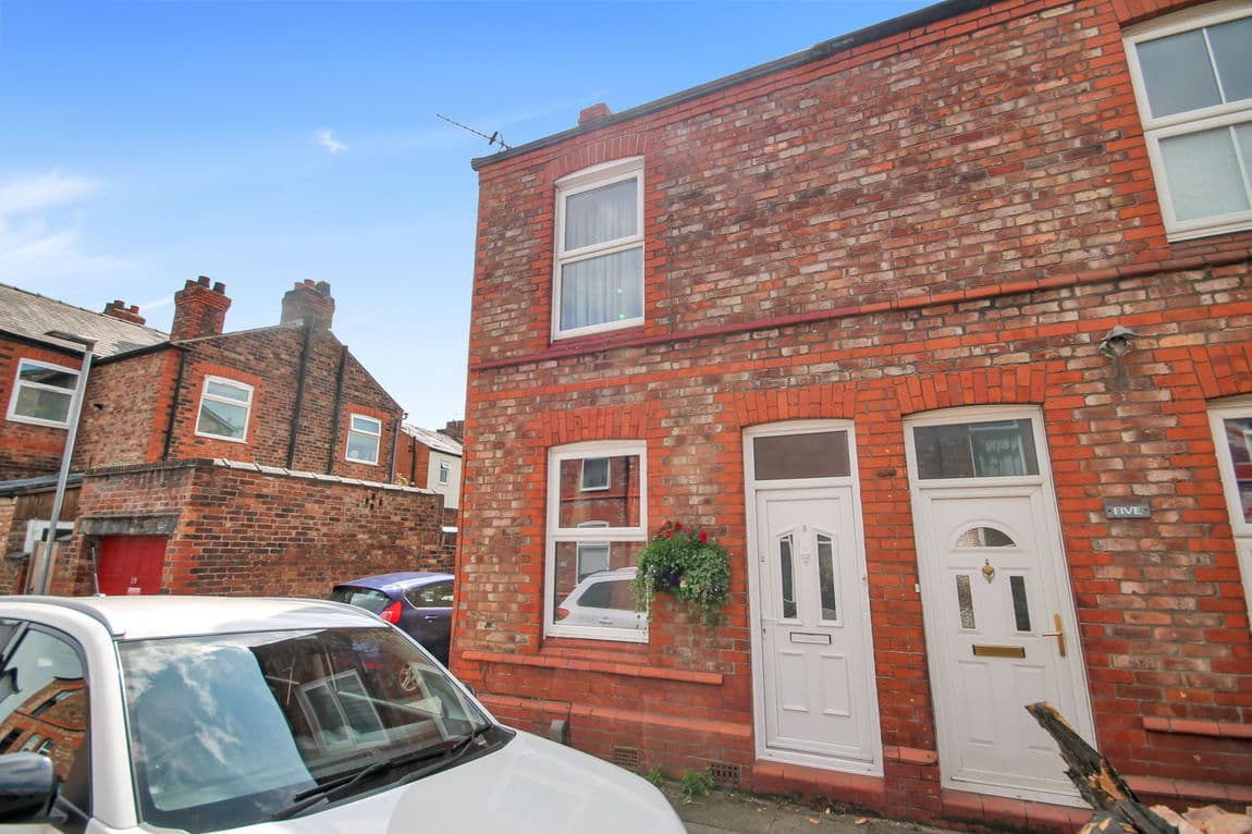 Derby Road, Stockton Heath, Warrington, WA4 6JR