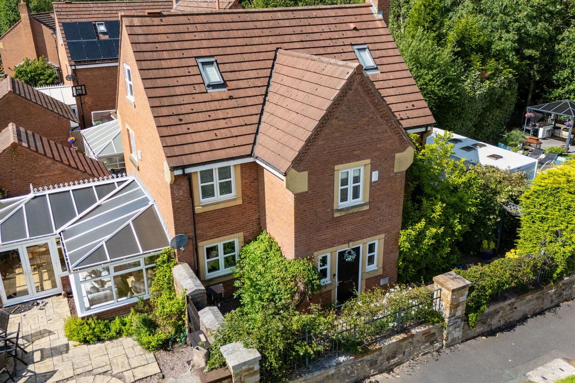 Holford Moss, Sandymoor, Cheshire, WA7 1GB