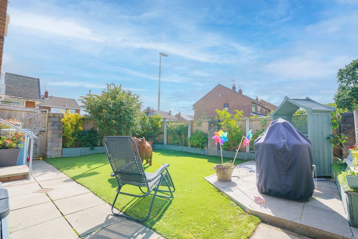 Clincton View, Widnes, WA8 8RN