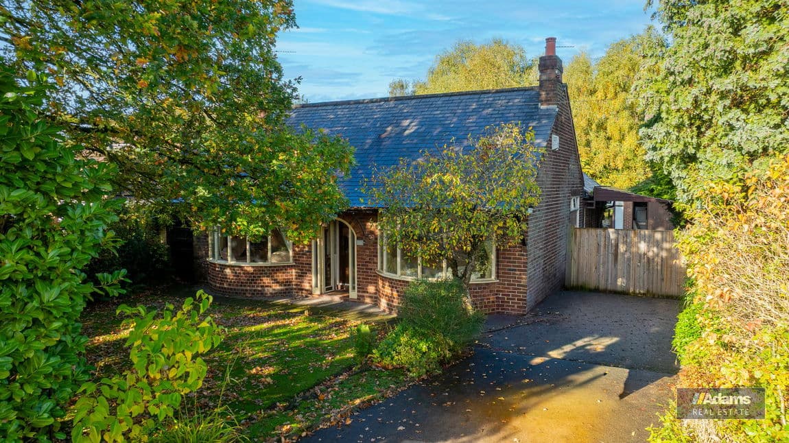 Runcorn Road, Moore, Warrington, WA4 6SY