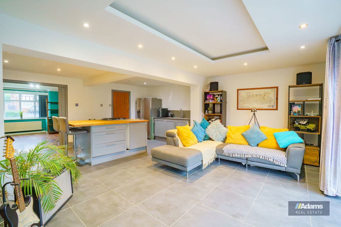 Mortlake Close, Parklands, WIDNES, Cheshire, WA8 4FN