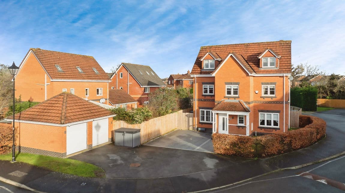 Fox Bank Close, Widnes, WA8 9DP