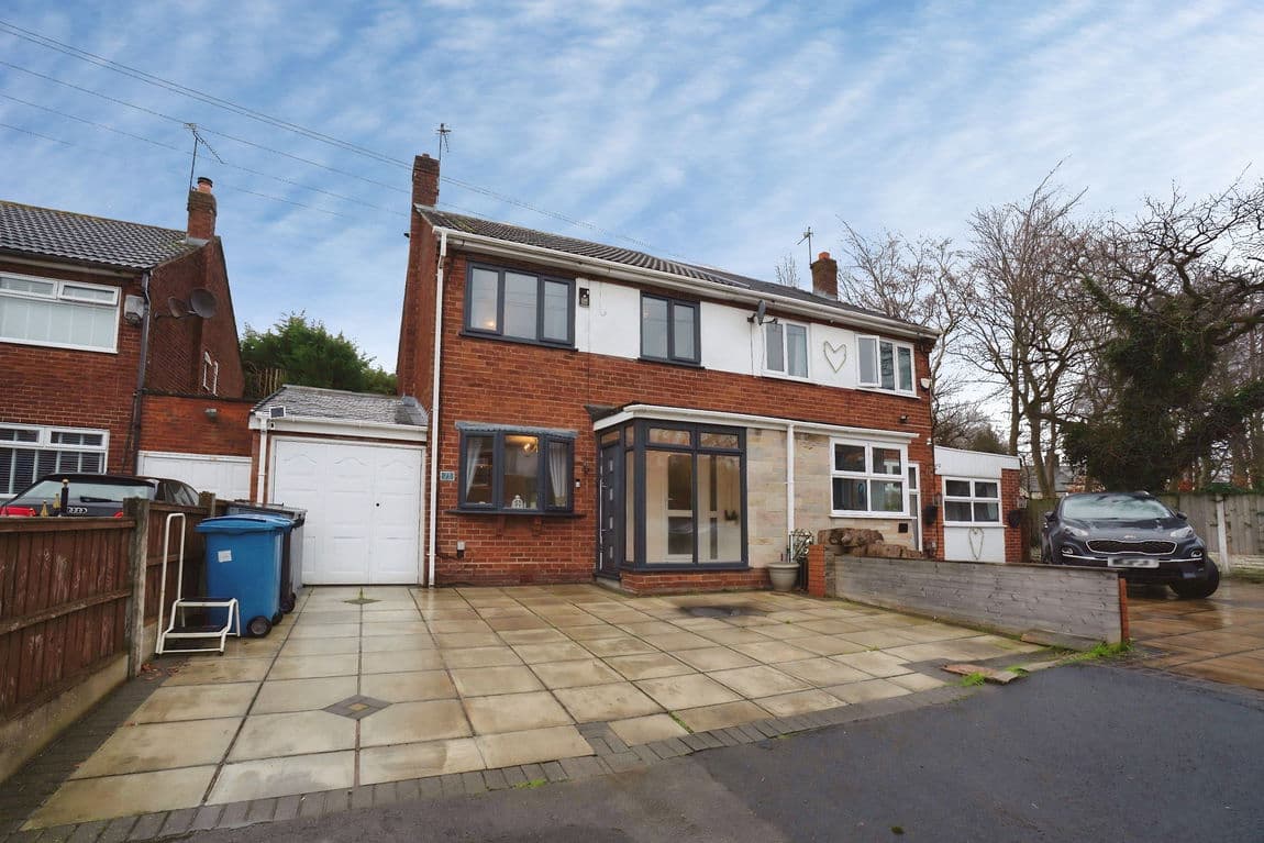 Clincton View, Widnes, WA8 8RR