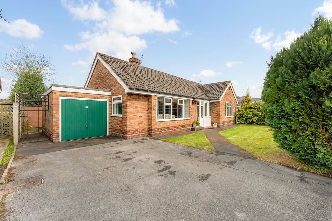 Dudlow Green Road, Appleton, Warrington, WA4 5DS