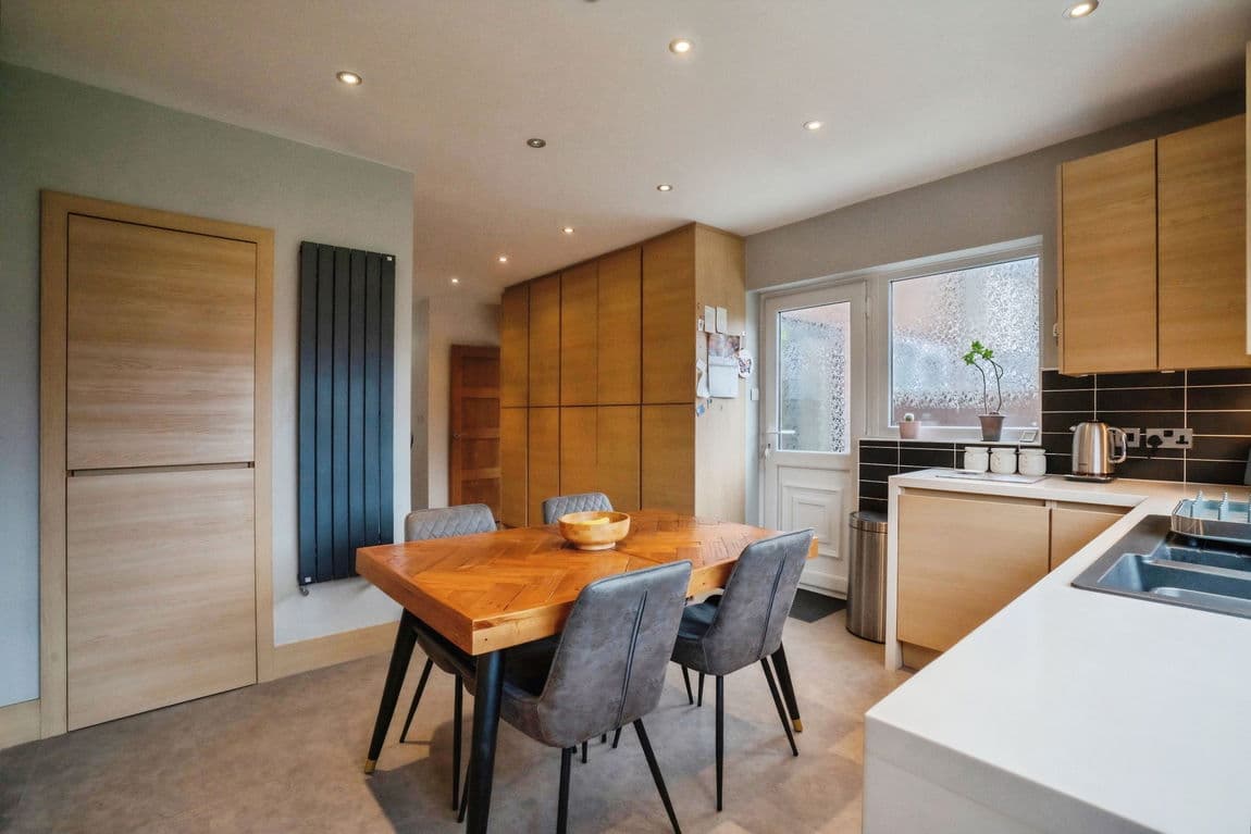 Broadway, Widnes, WA8 8LA