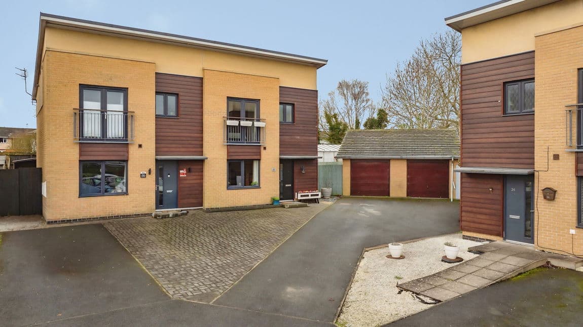 Brackendale, Halton Brook, Runcorn, WA7 2EF