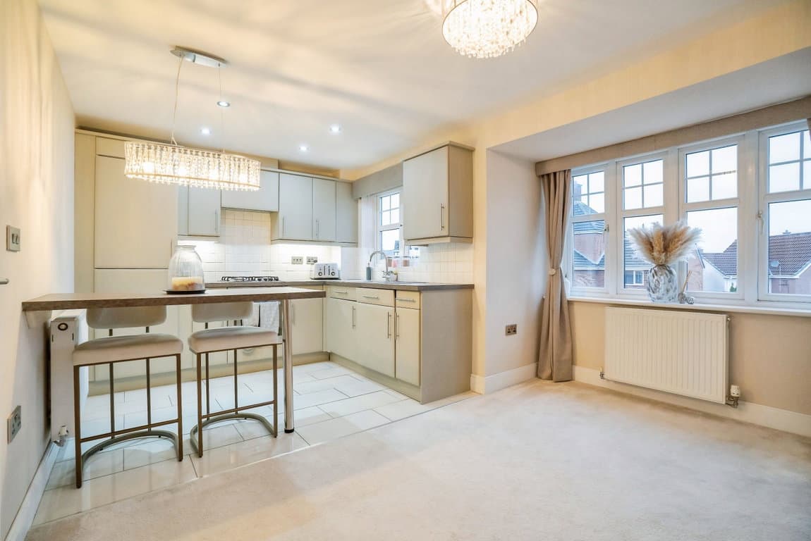 Upton Rocks Avenue, Widnes, WA8 9DA