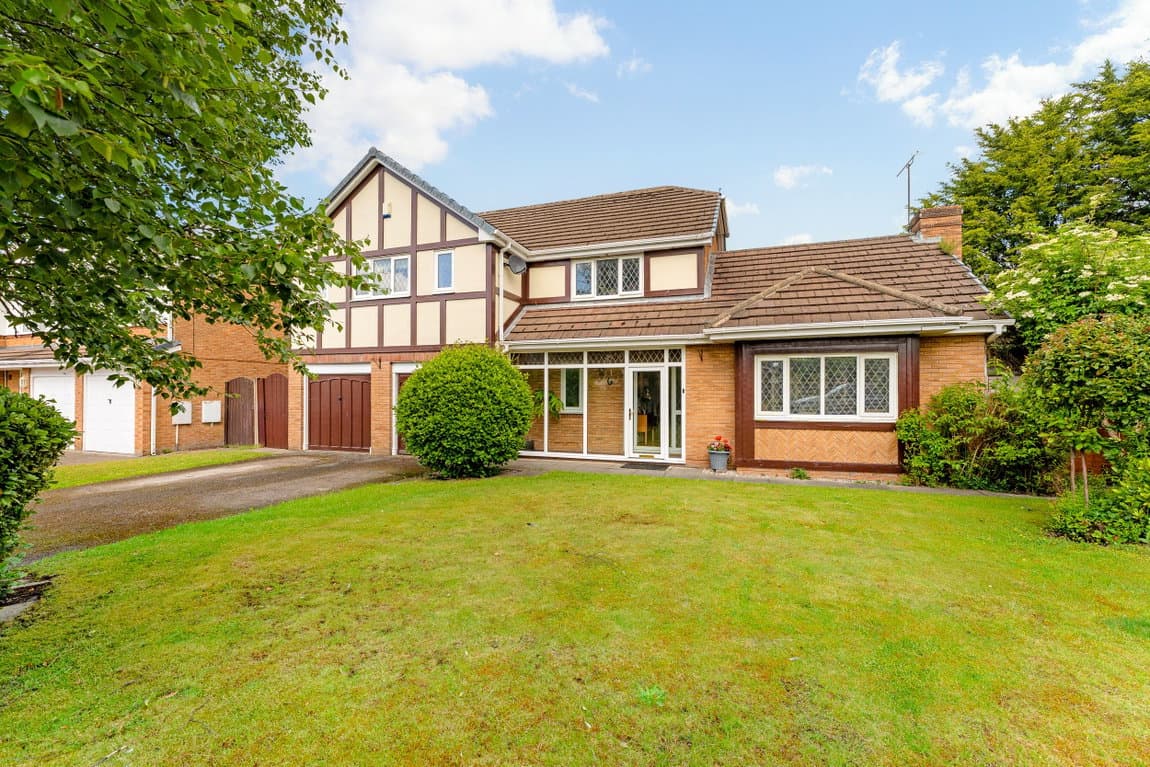 Higher Ashton, Widnes, WA8 9GN