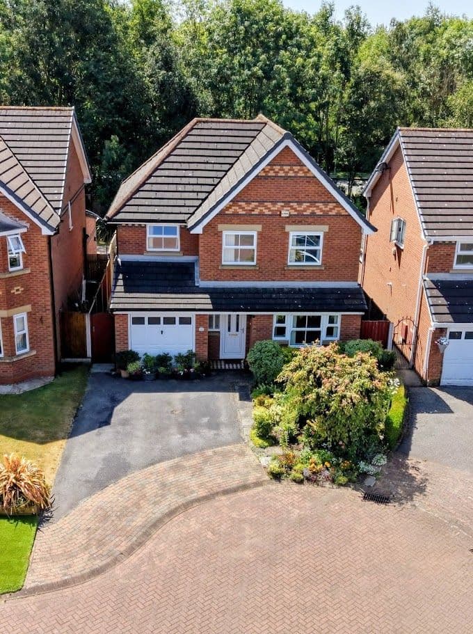 Heathfield Park, Widnes, WA8 9WY