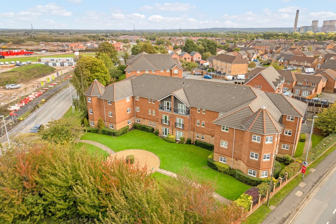Hampton Court Way, Widnes, WA8 3EA